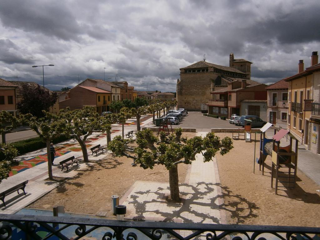 Apartamento Pension La Via Lactea Hotel Frómista Екстериор снимка